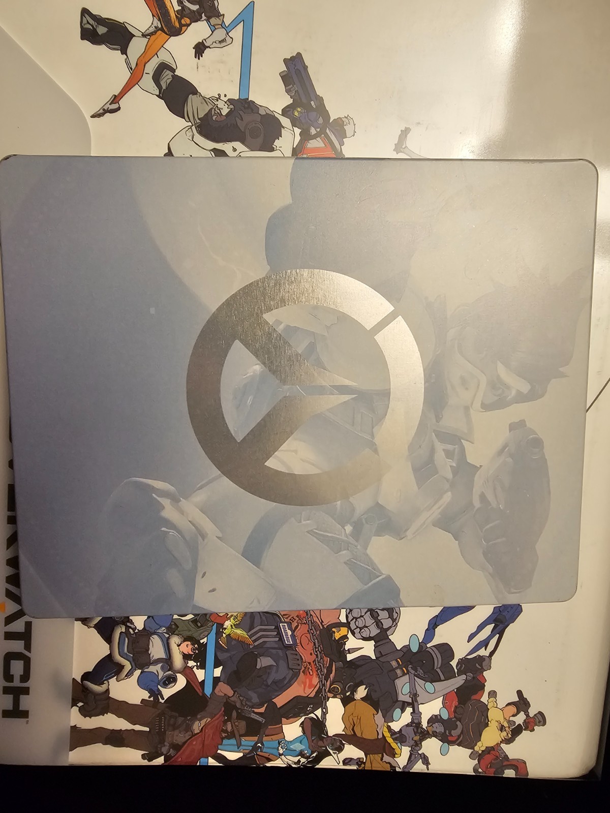 Overwatch Collectors Eedition Xbox One Statue with Game Complete