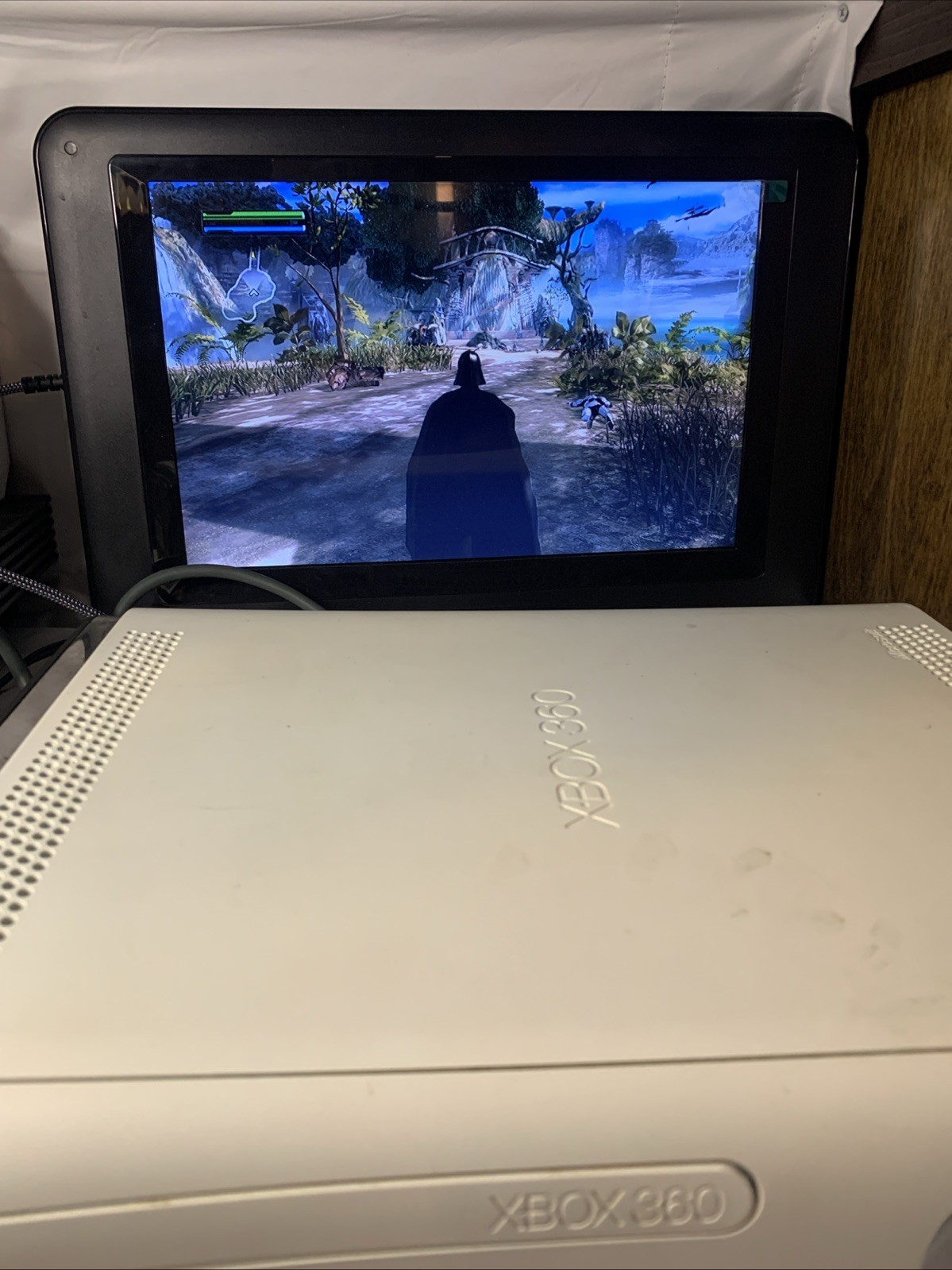 Xbox 360 Console With 120GB HDD White Console W Power Cord & 1 Game