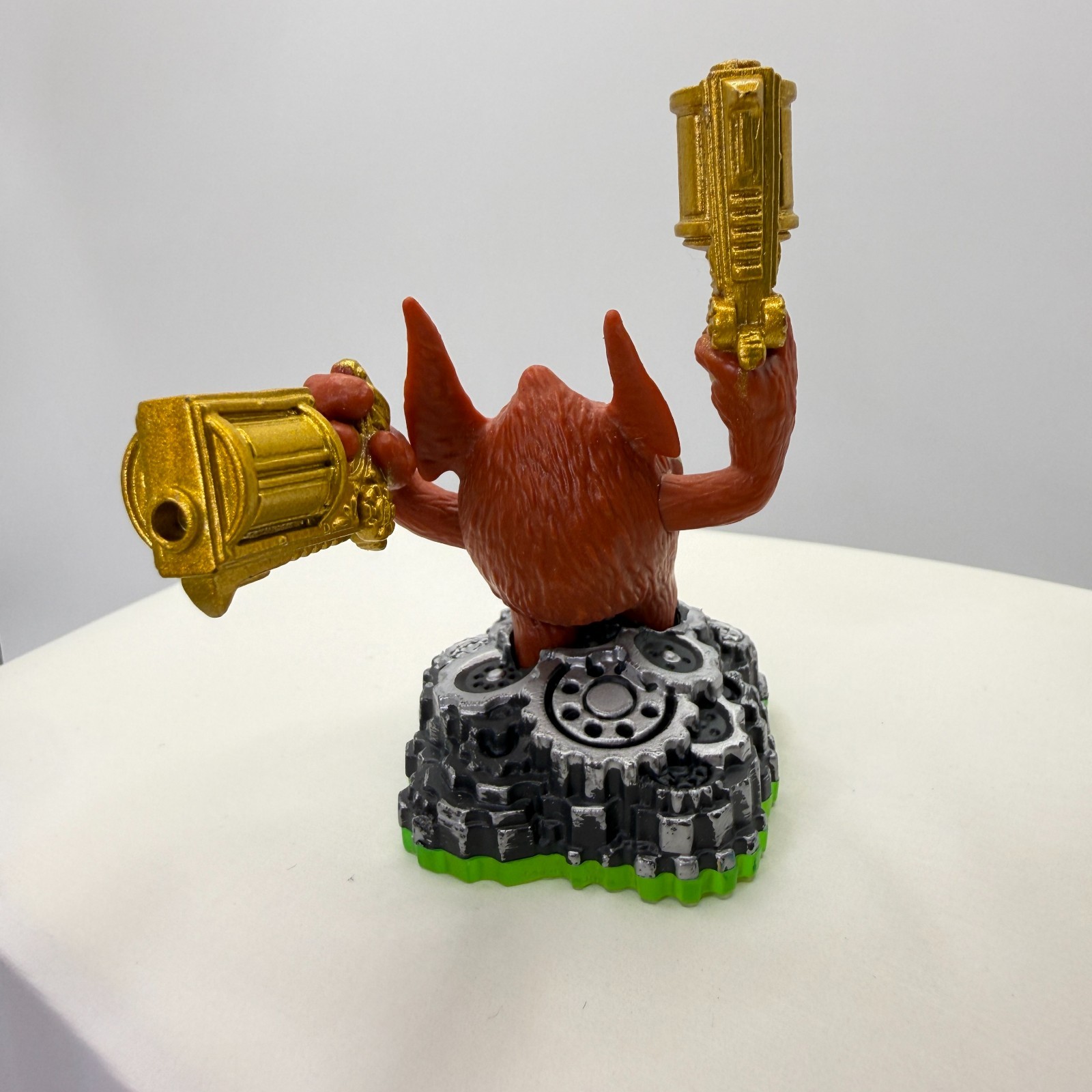 Skylanders Trigger Happy Spyros Adventure Figure Series 1 Green Base