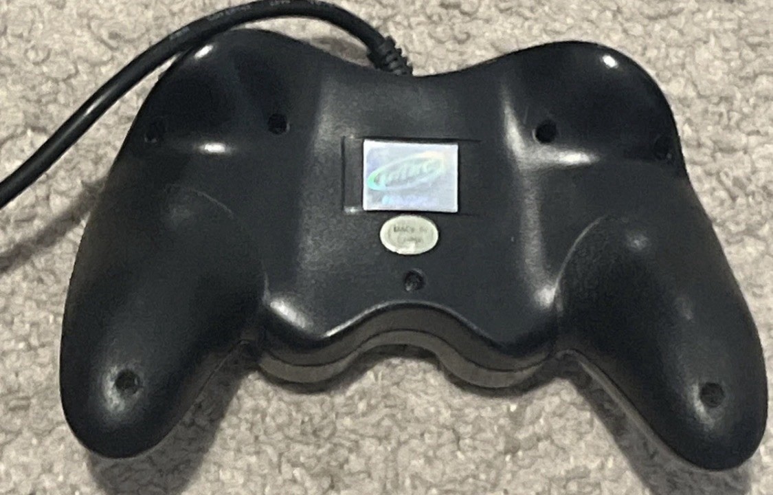 Intec Wired PS2 Controller