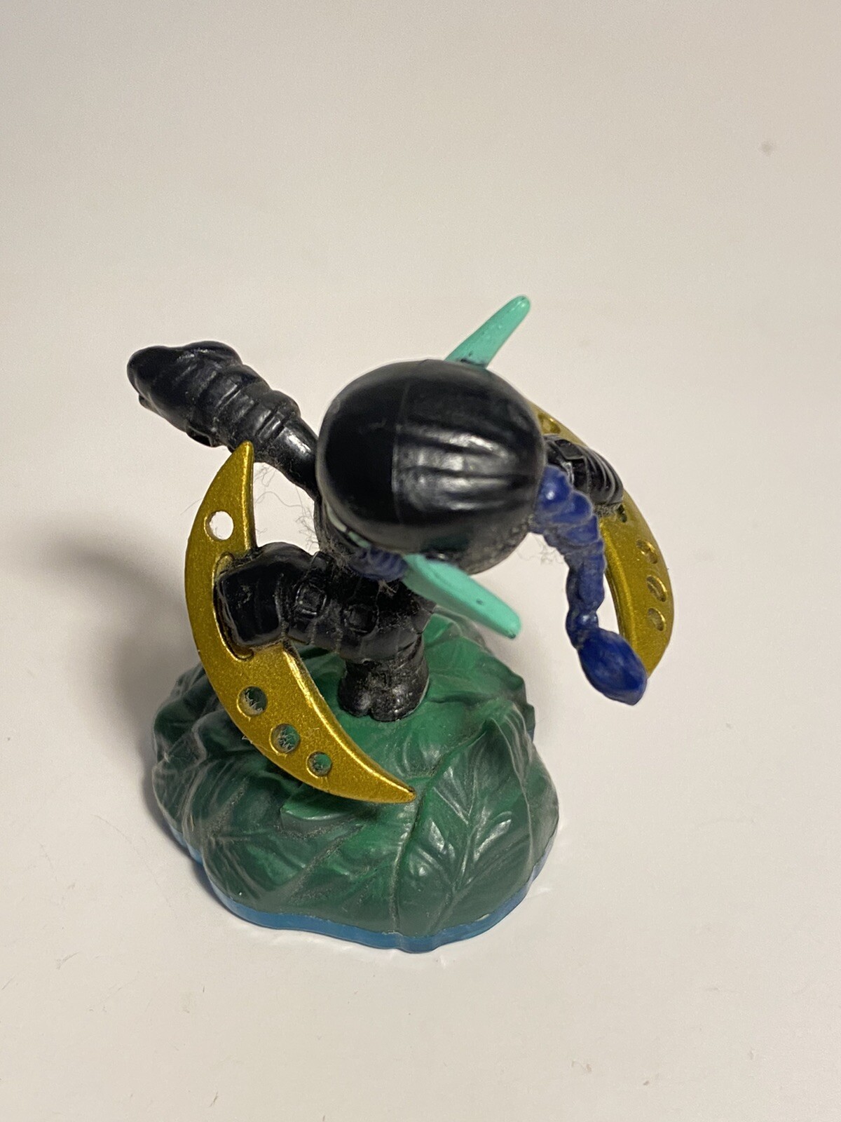 2013 Skylanders ninja Stealth Elf Figure by activision blue base multi platform