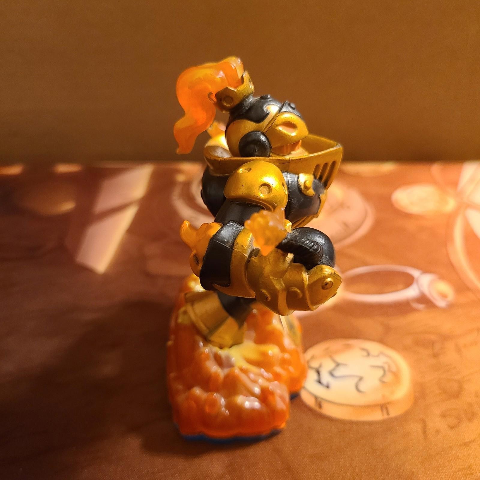 Blast Zone Skylanders Swap Force Fire Element Swappable Figure Tested Wii PS4 Xb