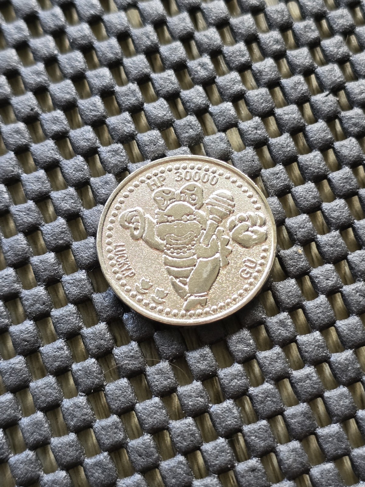Super Mario Lucky World Coin Medal Nintendo Gachapon Rare Promo SNES GB [Wendy]