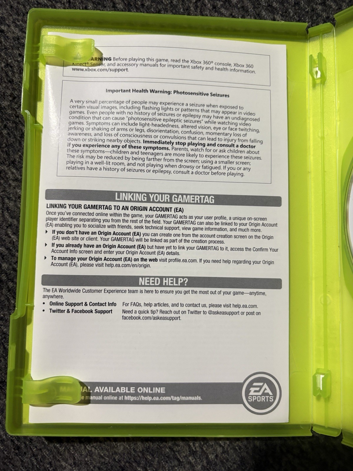 Madden NFL 25 Xbox 360 Sports EA SPORTS 2013 Manual Included Better with Kinect