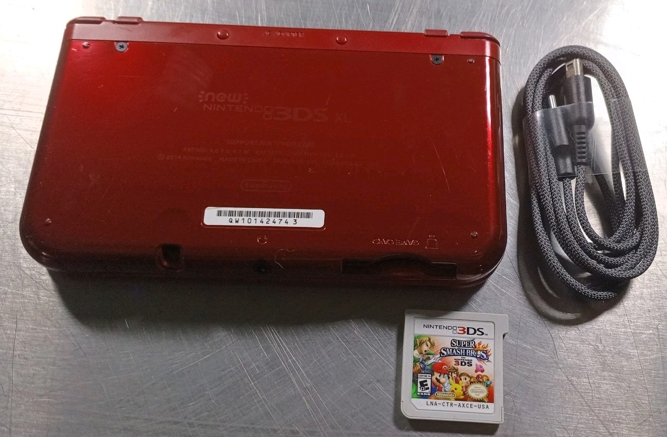 Nintendo New 3DS XL 120GB RED-001 Red (Wi-Fi) USB Charging Cable/Super Smash Bro