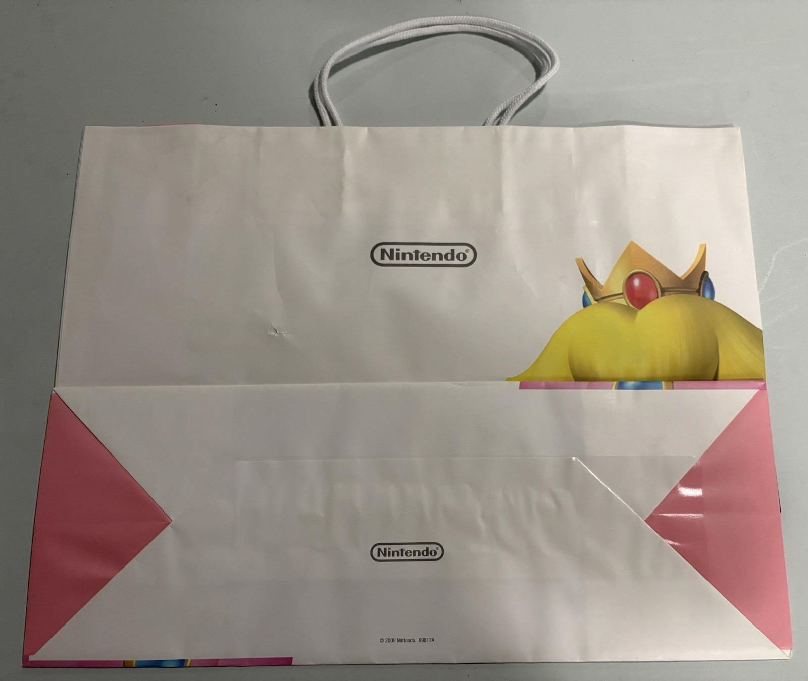 Nintendo Super Mario Bros + DK Yoshi Peach Promotional Gift Bag Lot unused 2009