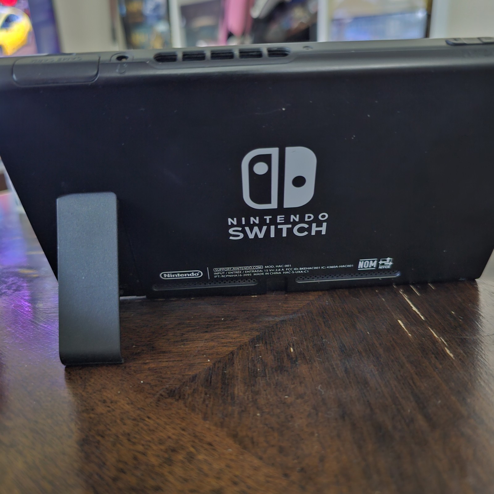 Nintendo Switch HAC-001(-01) Game Console – Tablet Only – No Charger W/case