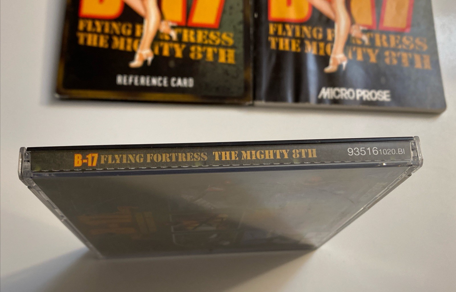 B-17 Flying Fortress: The Mighty 8th Big Box CD PC Game Complete 2001