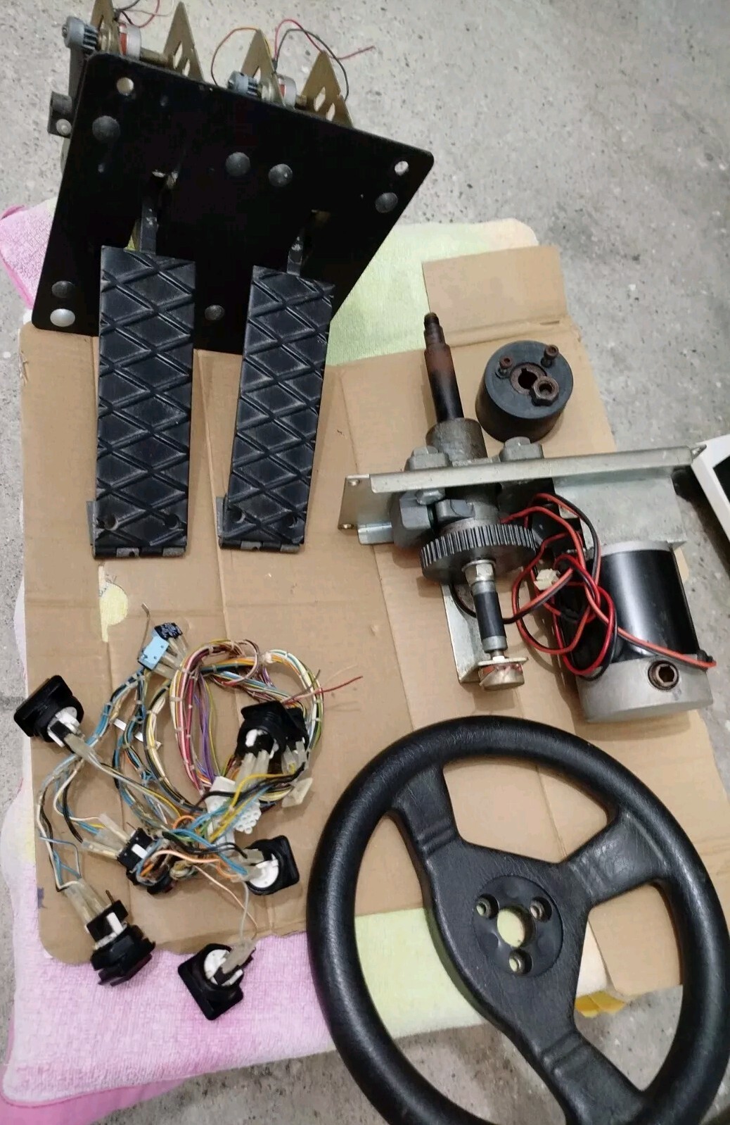 Hyper 64 Neo Geo Driving Kit Steering Wheel Pedals Cables Arcade Jamma Snk