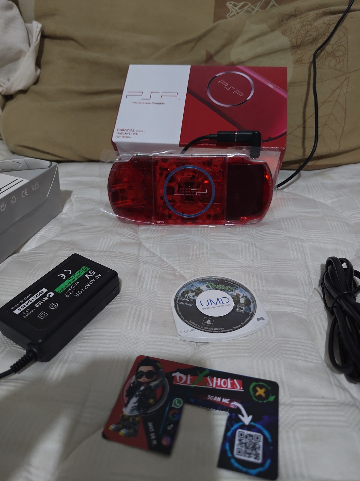 Sony PSP 3000 transparent red with 32 GB games USB-C adapter