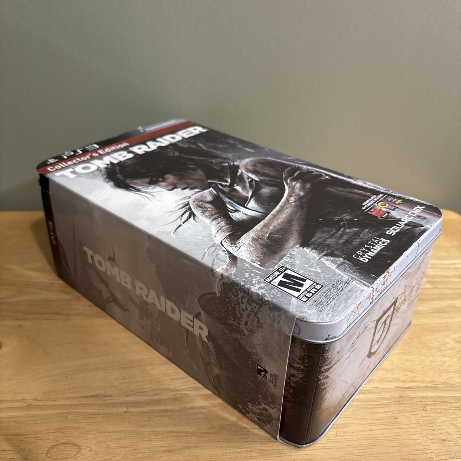Playstation 3: Tomb Raider Tin Box Collector’s Edition | Incomplete / Used