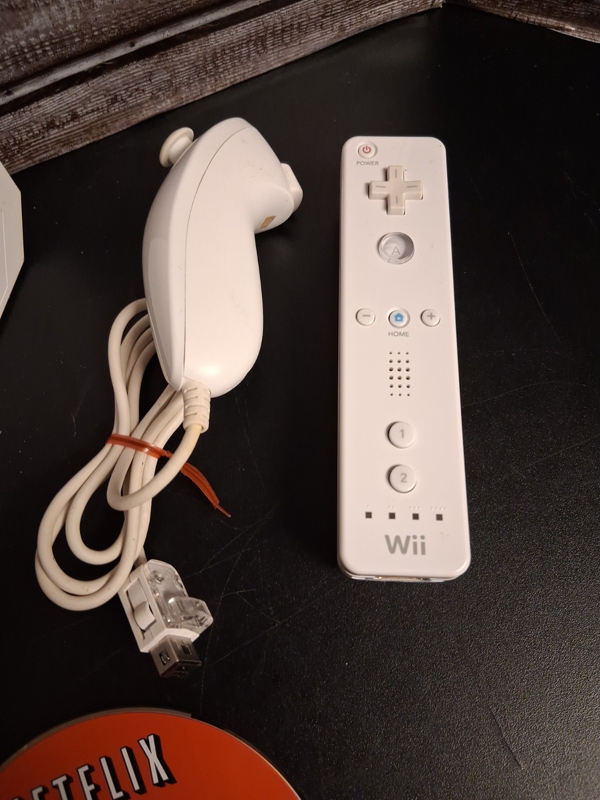 Nintendo Wii RVL-001 512 MB Console White w/Cables, Sensor Works. READ!!