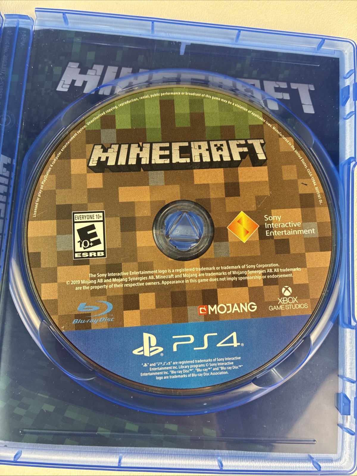 PS4 Minecraft – Complete w/ Case – Tested Working