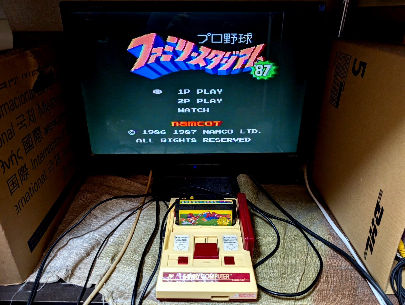 Nintendo Famicom NES Family Computer Super Mario Brothers 3 Japan Box Manual
