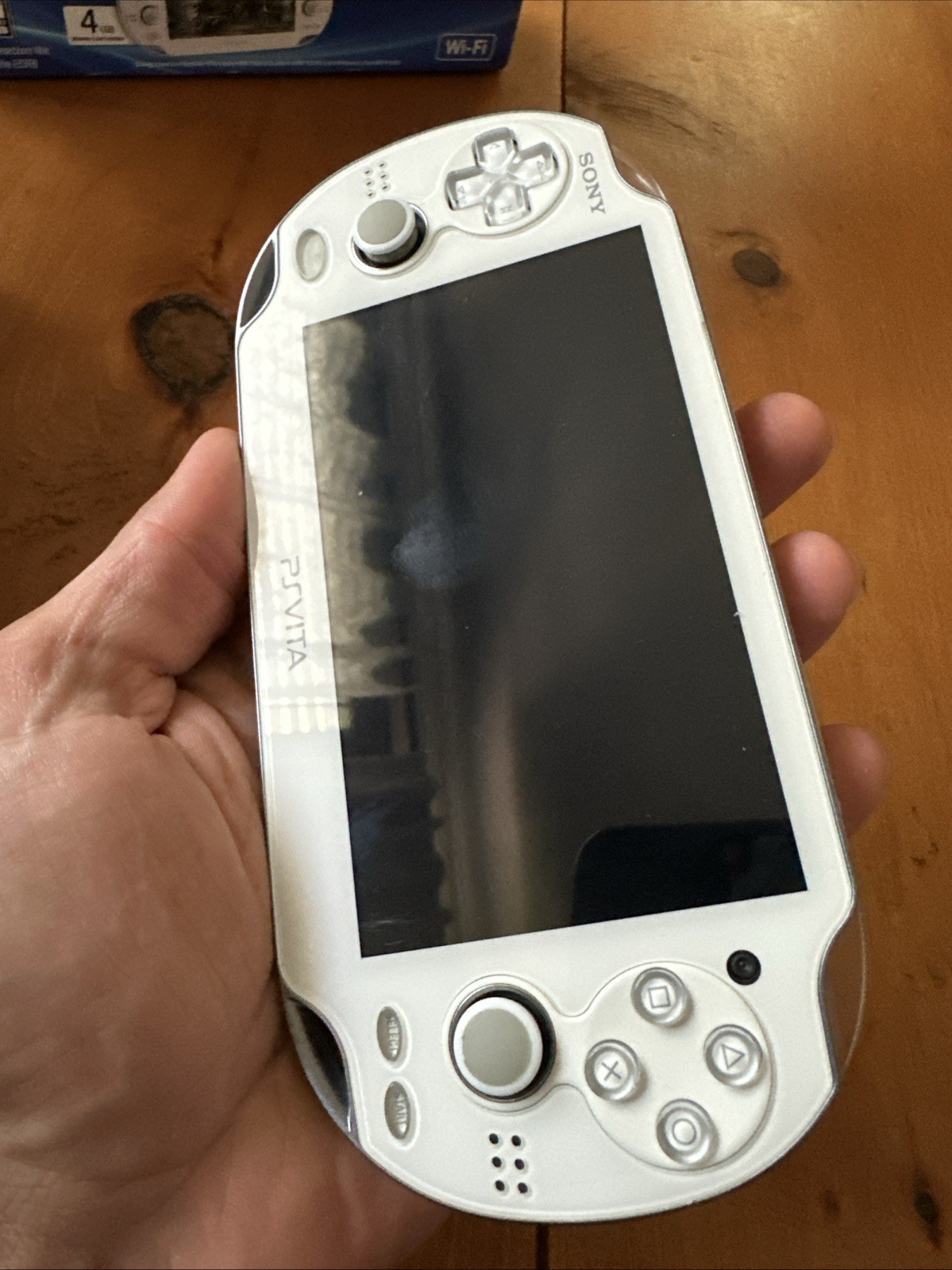 Sony PS Vita PCH-1001 Assassin’s Creed Bundle White In Box No Game/charger