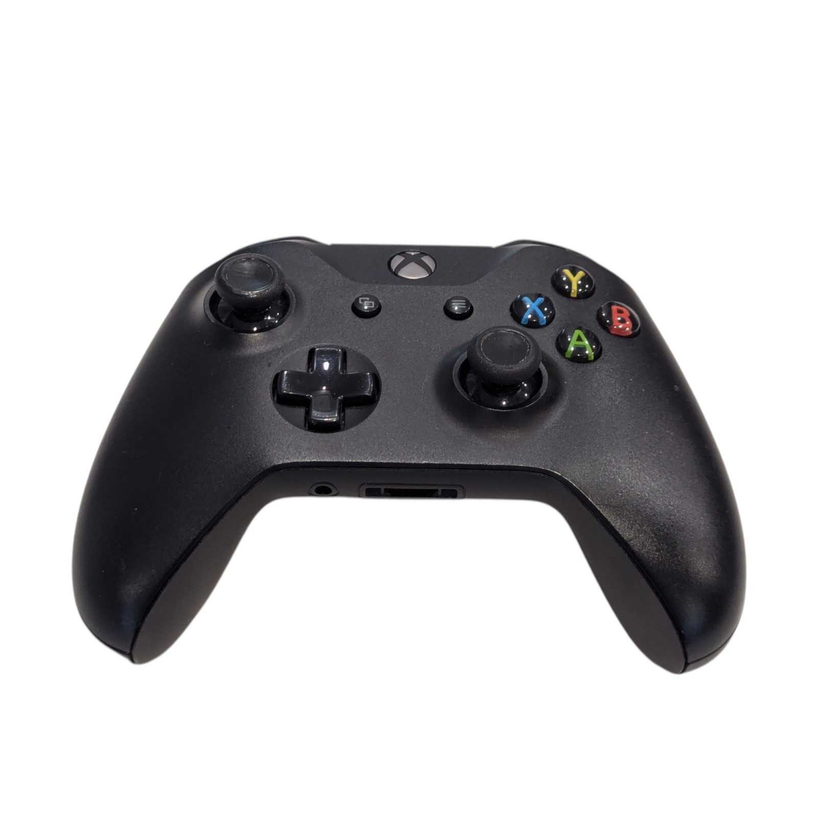 Microsoft Xbox One Wireless Controllers 1697 1708 Tested – Black And White