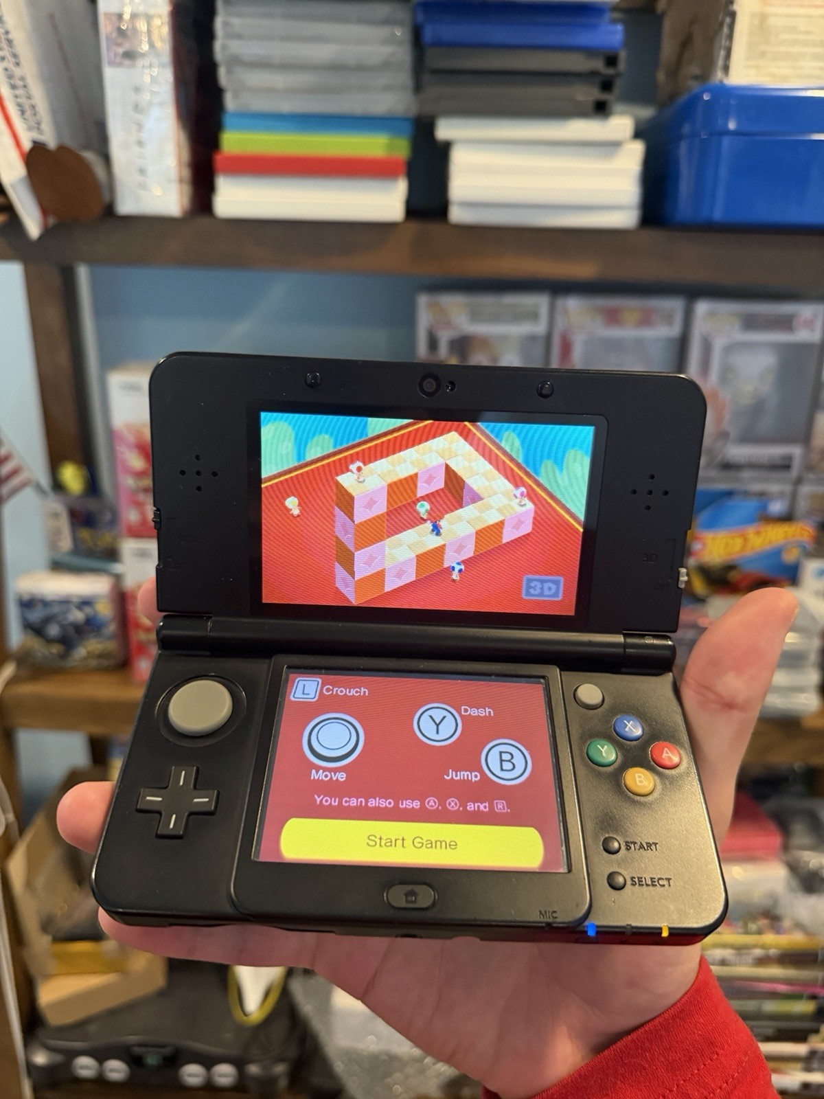 Nintendo 3DS Original Super Mario Edition 4GB Handheld System – Black + SD