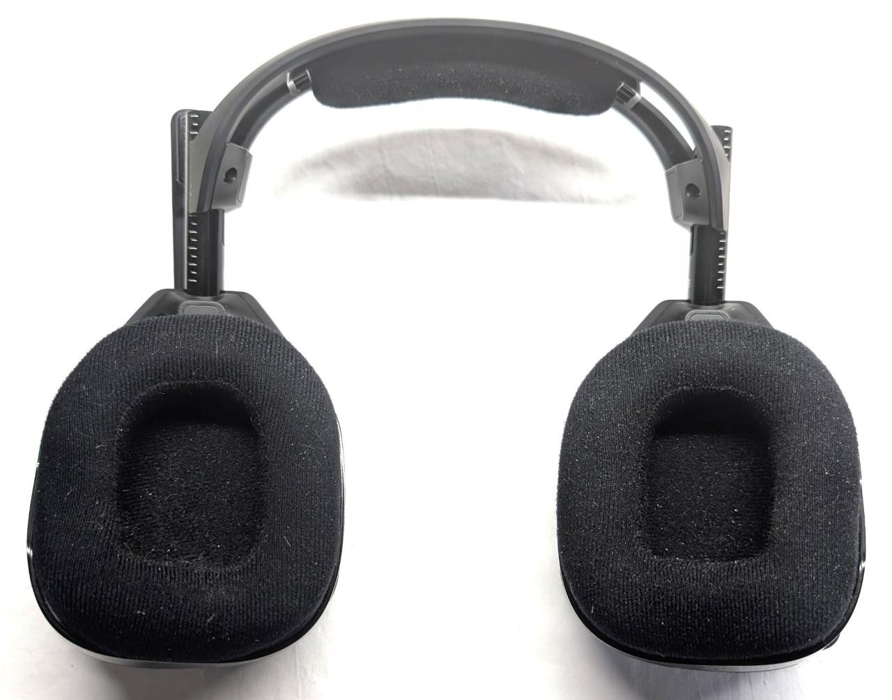 ASTRO A50 Wireless Gaming Headset Gen 4 PS4 PS5 PC Base Station Black Working