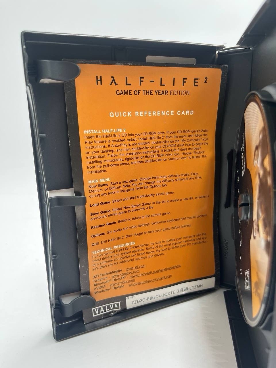 Half-Life 2: Game of the Year Edition (PC, 2005) Complete In Box CIB