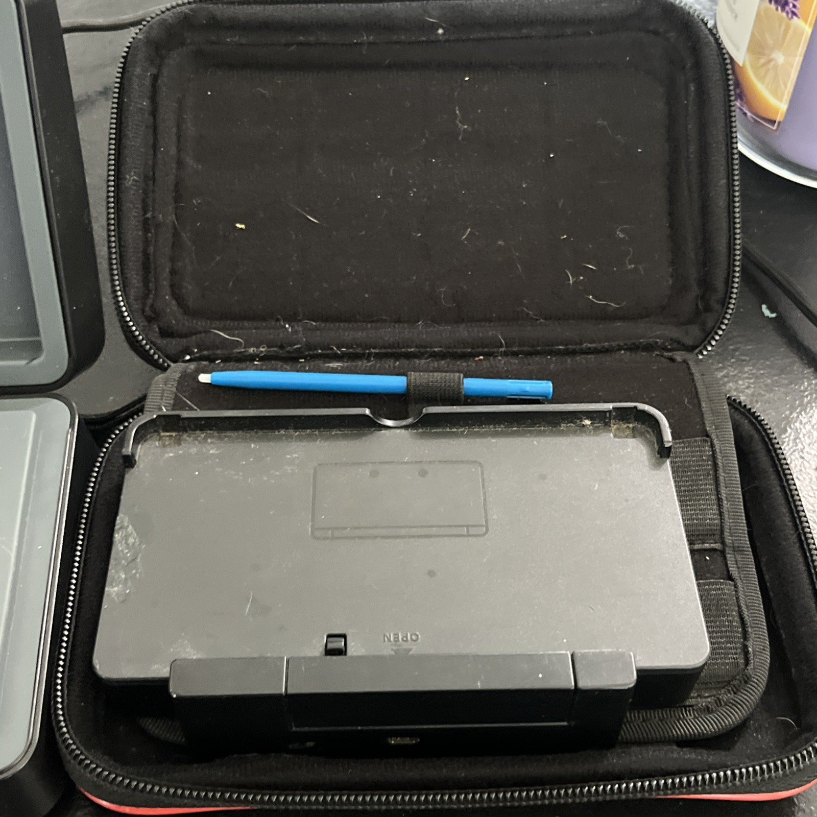 3DS Original US Console Black – Tested Working W/charger CTR 001 3 Games/2 cases