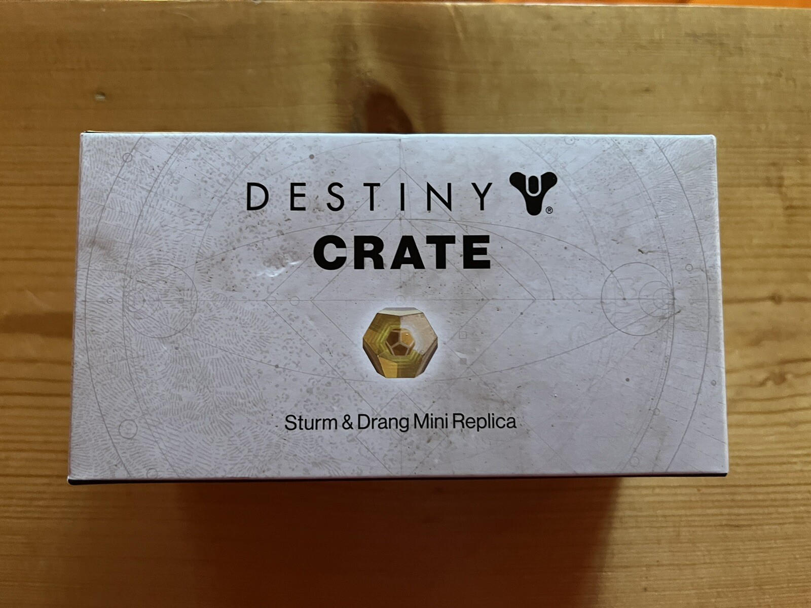 Destiny 2 | Sturm and Drang Mini Replica with Coin – Loot Crate Exclusive