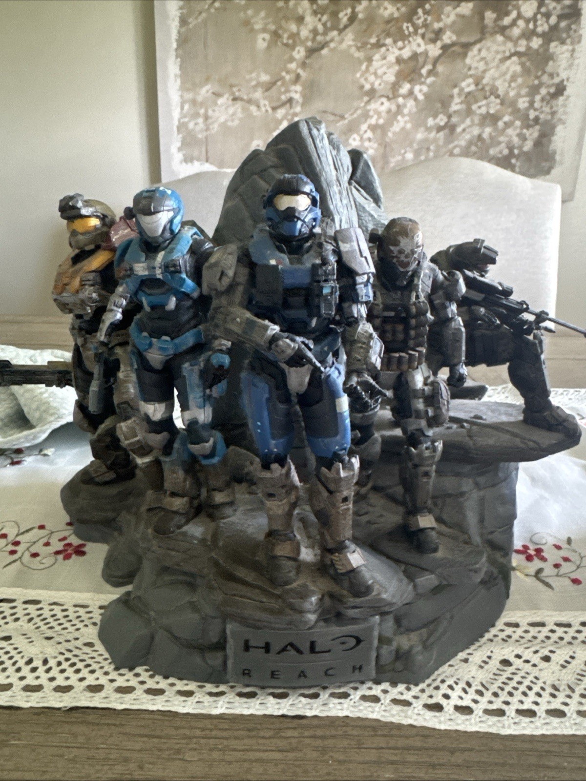 Halo Reach Noble Team legendary limited edition statue microsoft 2010 x noble