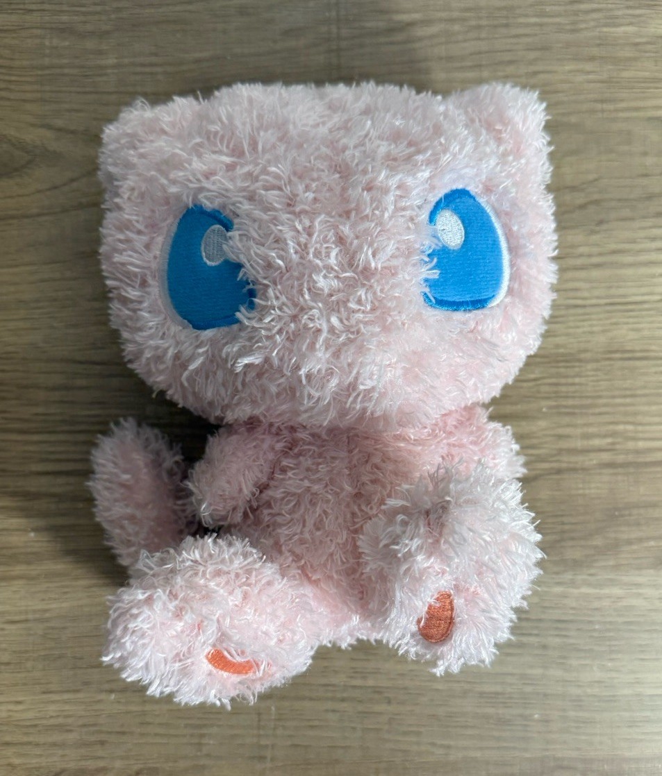 Pokémon Mew Sekiguchi MokoMoko Plush 7” Japan Import Pink Rare Nintendo Doll