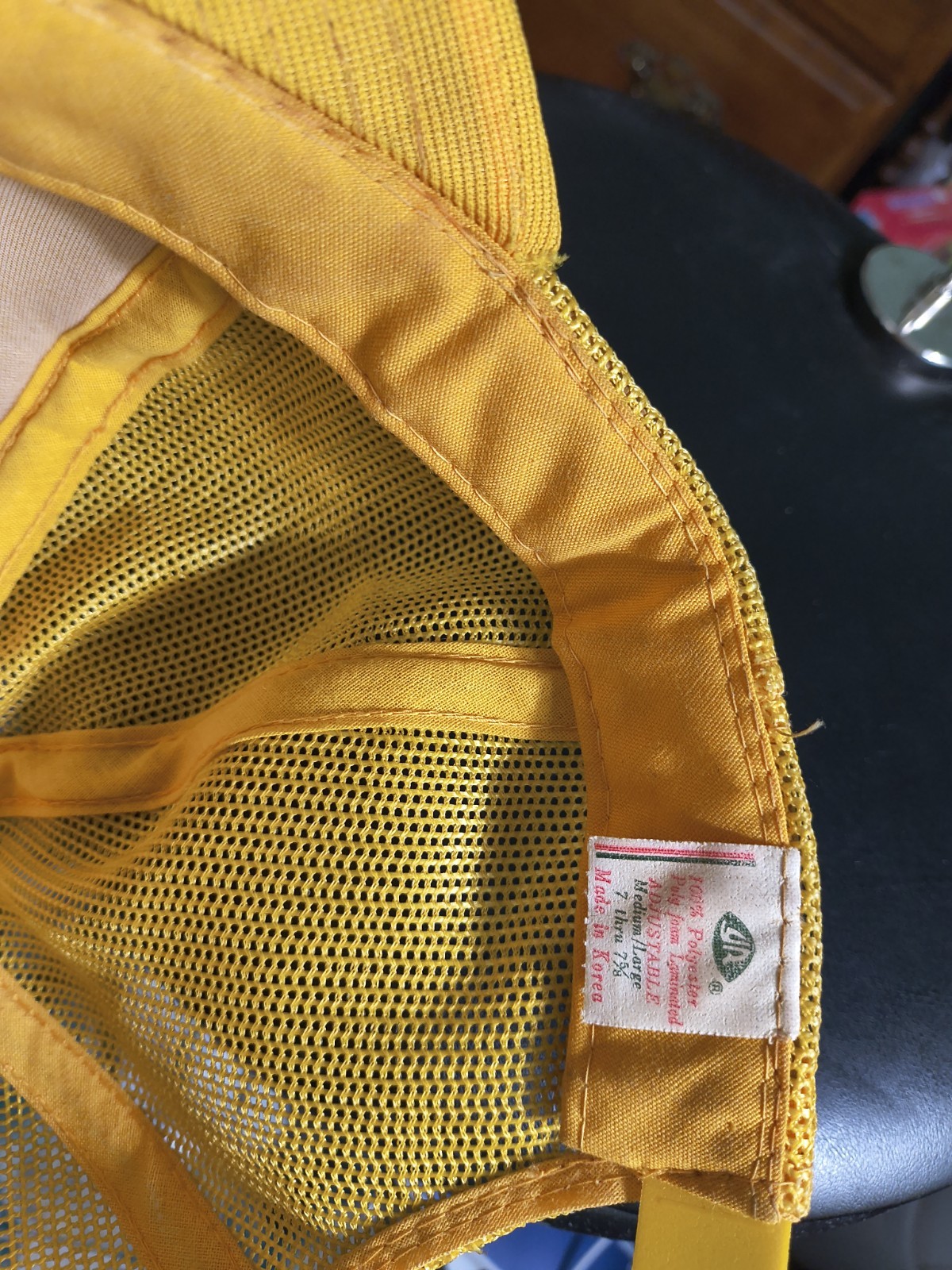 VINTAGE Centipede Atari, 1982 Yellow and White Trucker Hat Stranger Things Style