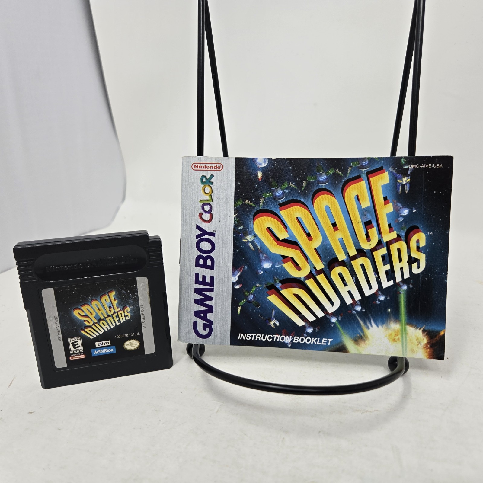 Space Invaders Authentic Nintendo Game Boy Color Game And Manual, Tested