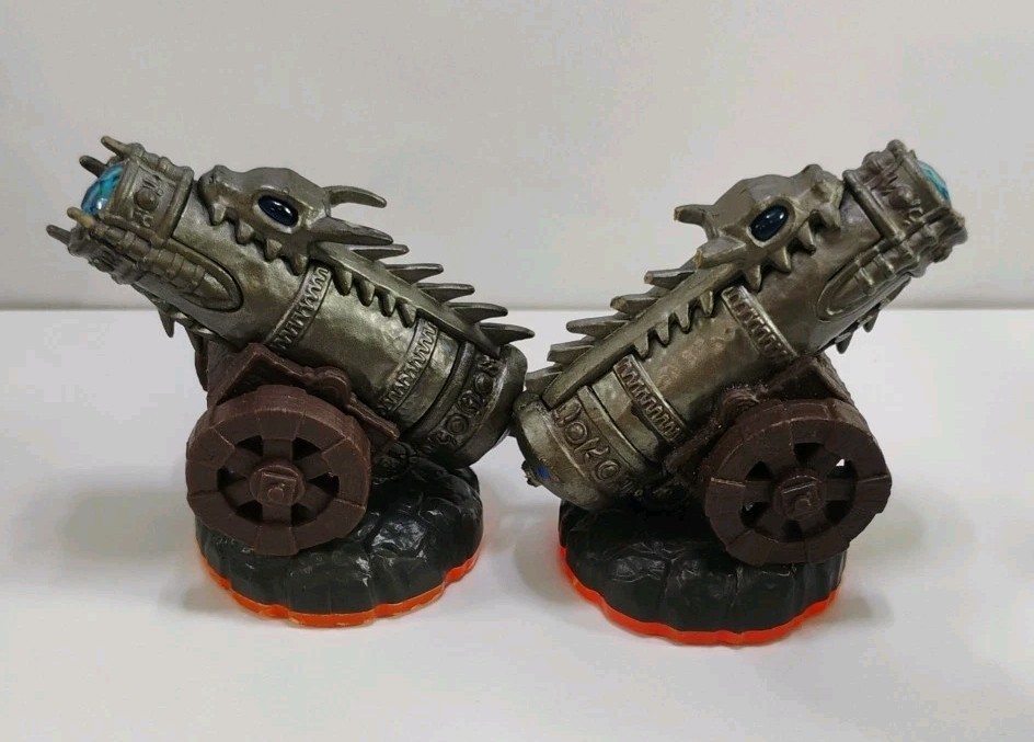 Activision Skylanders Giants 8 Figure Lot