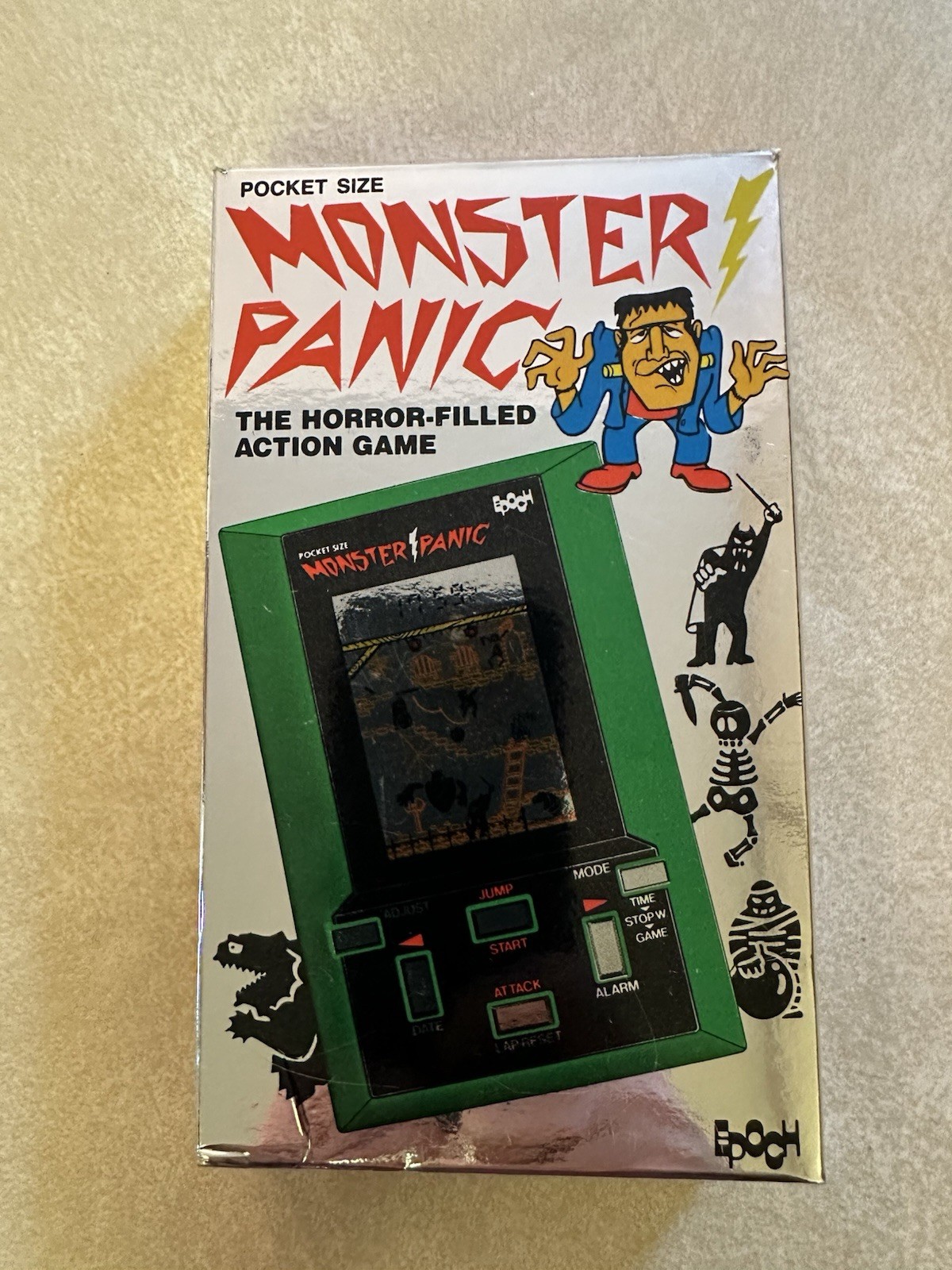 Pocket Size Monster Panic The Horror- FIlled Ation LCD Handheld Game 1981 Epoch