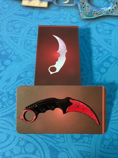 Set of all 12 Knife Pins Counter-Strike 2 Perfect World China – Valve Licensed