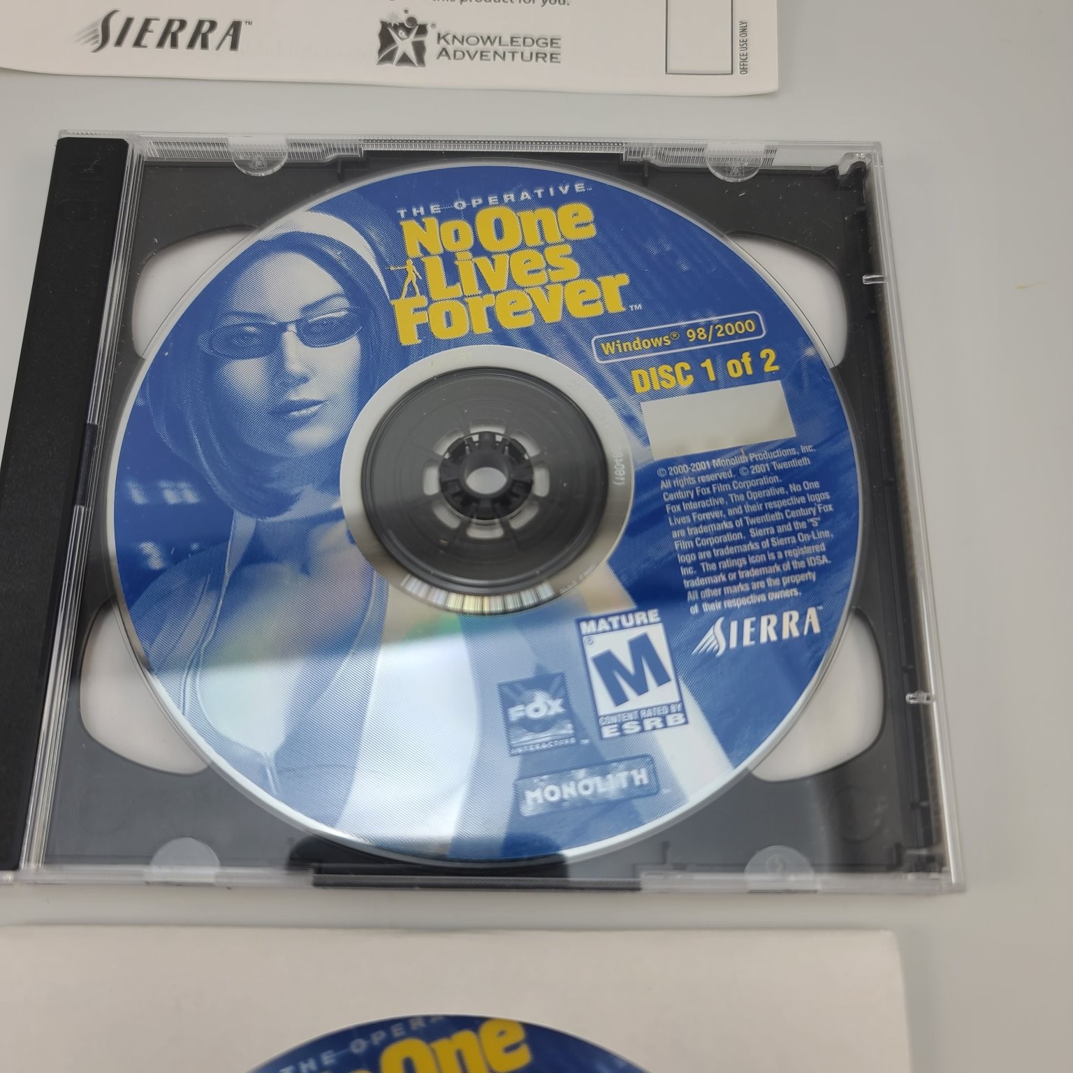 No One Lives Forever GOTY Edition PC Video Game FPS Spy Strategy Guide Big Box