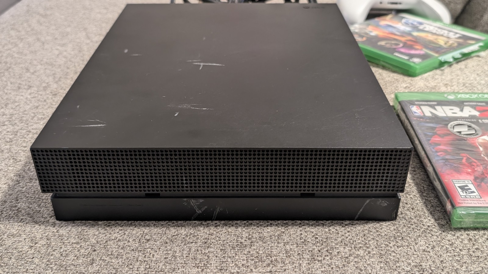 Microsoft Xbox One X 1TB Black Home Console Bundle 1 Controller 5 Games READ