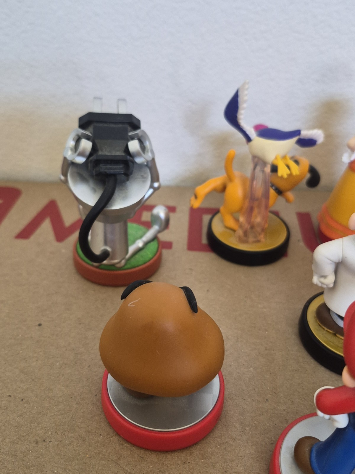 Nintendo Sega Amiibo Lot 12 Figures Dr Mario yoshi Duck Hunt Sonic Authentic