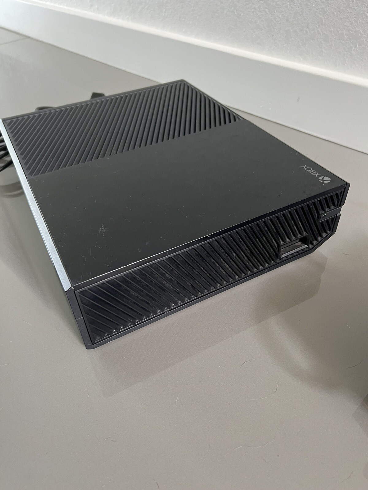 Microsoft Xbox One 365 GB Console Black with White Controller Model 1540
