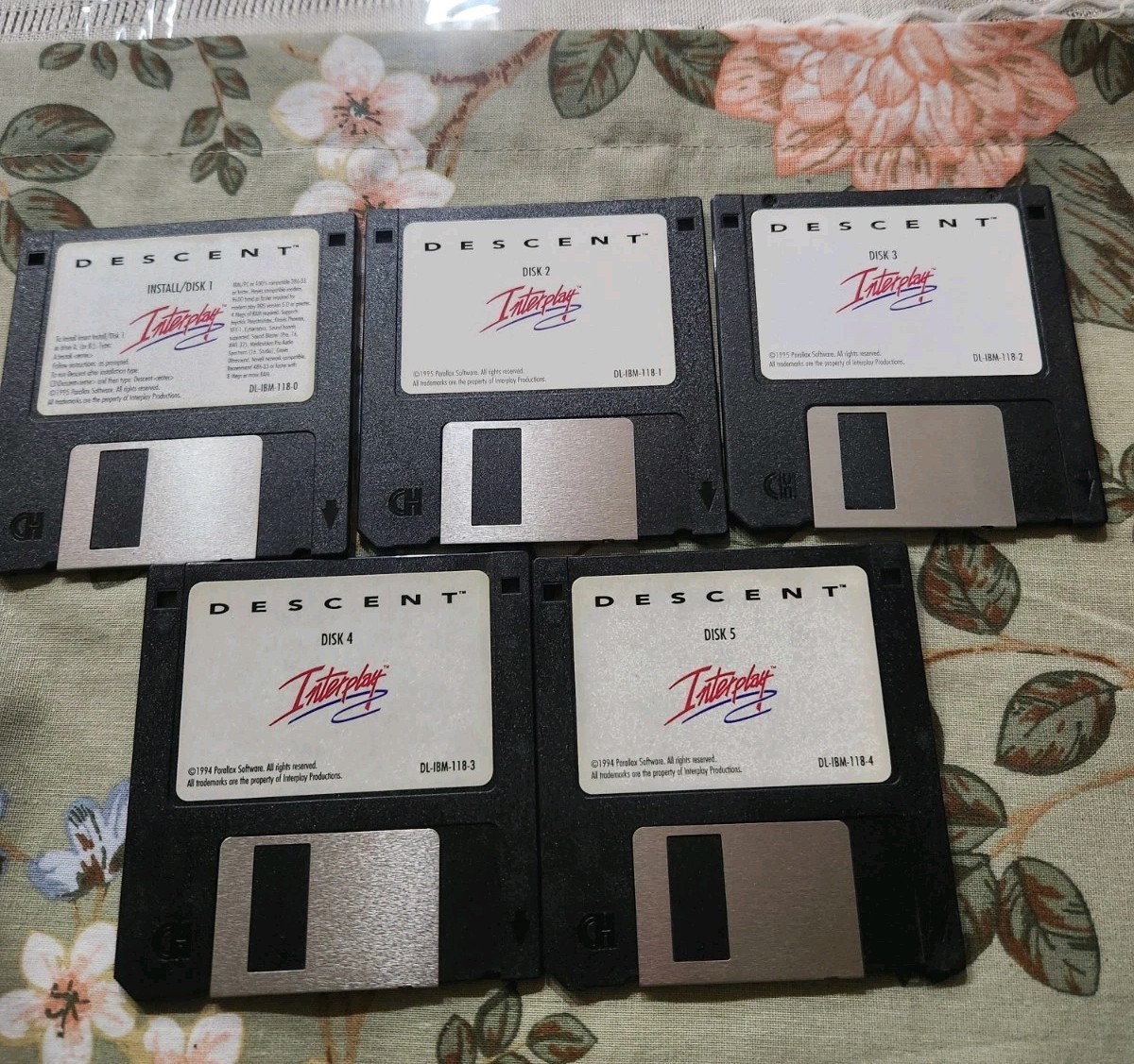 Descent PC Computer Game Disk 1-5 Interplay 1995 IBM