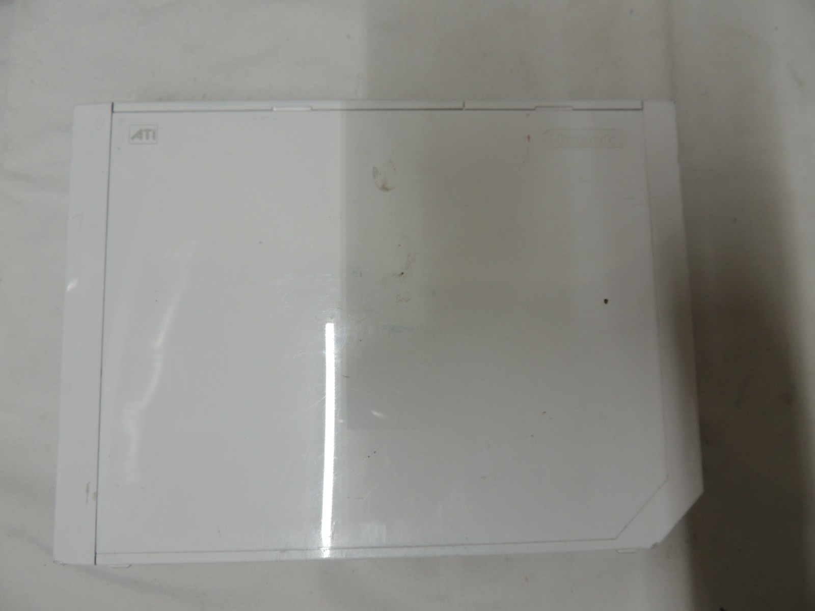 Nintendo Wii – RVL-001 White Bunddle #18 NO AV CABLE