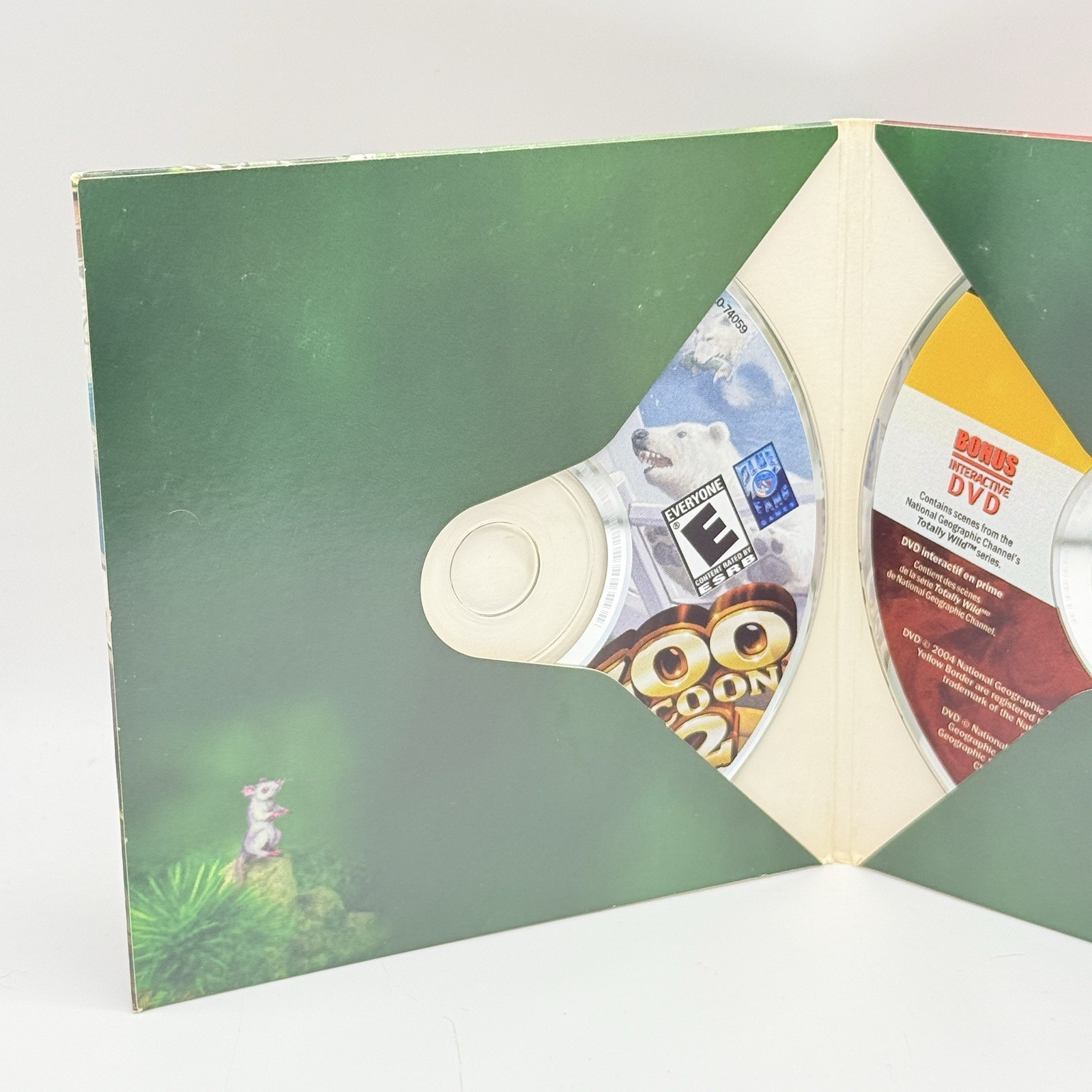 Zoo Tycoon 2 PC CD-Rom 2004 Windows W/National Geographic Wild Cardboard Sleeve