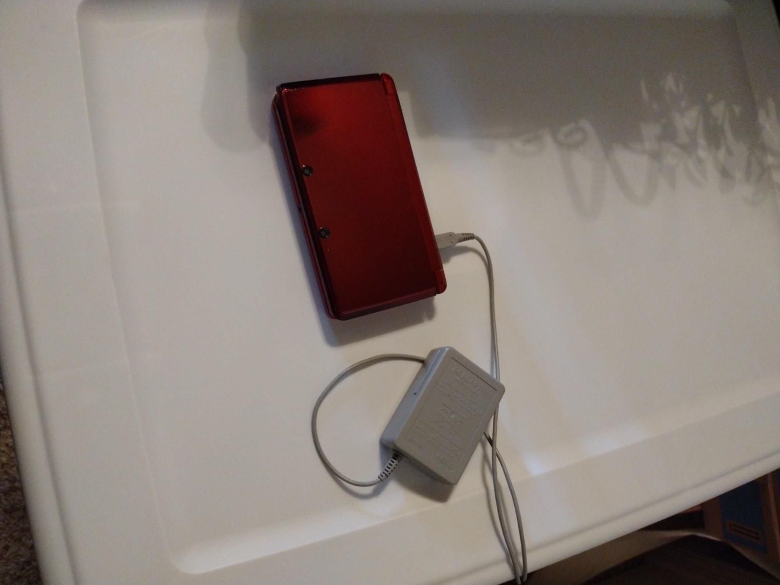 Nintendo 3DS Handheld System – Flame Red-needs outer screen repair ( DIY Utube)