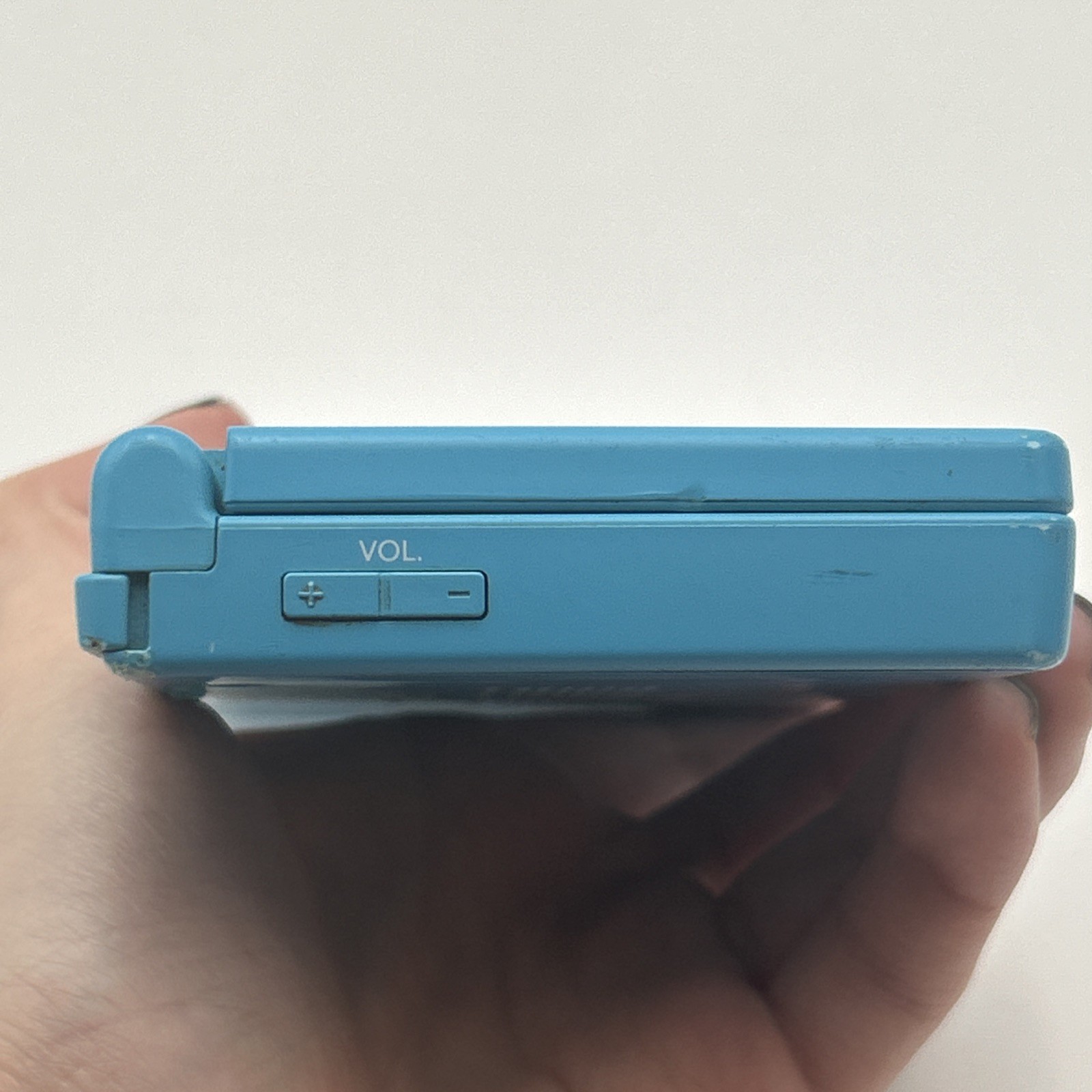 Nintendo DSi TWL-001 Teal Blue No Charger Or Stylus L And R Buttons Bad READ