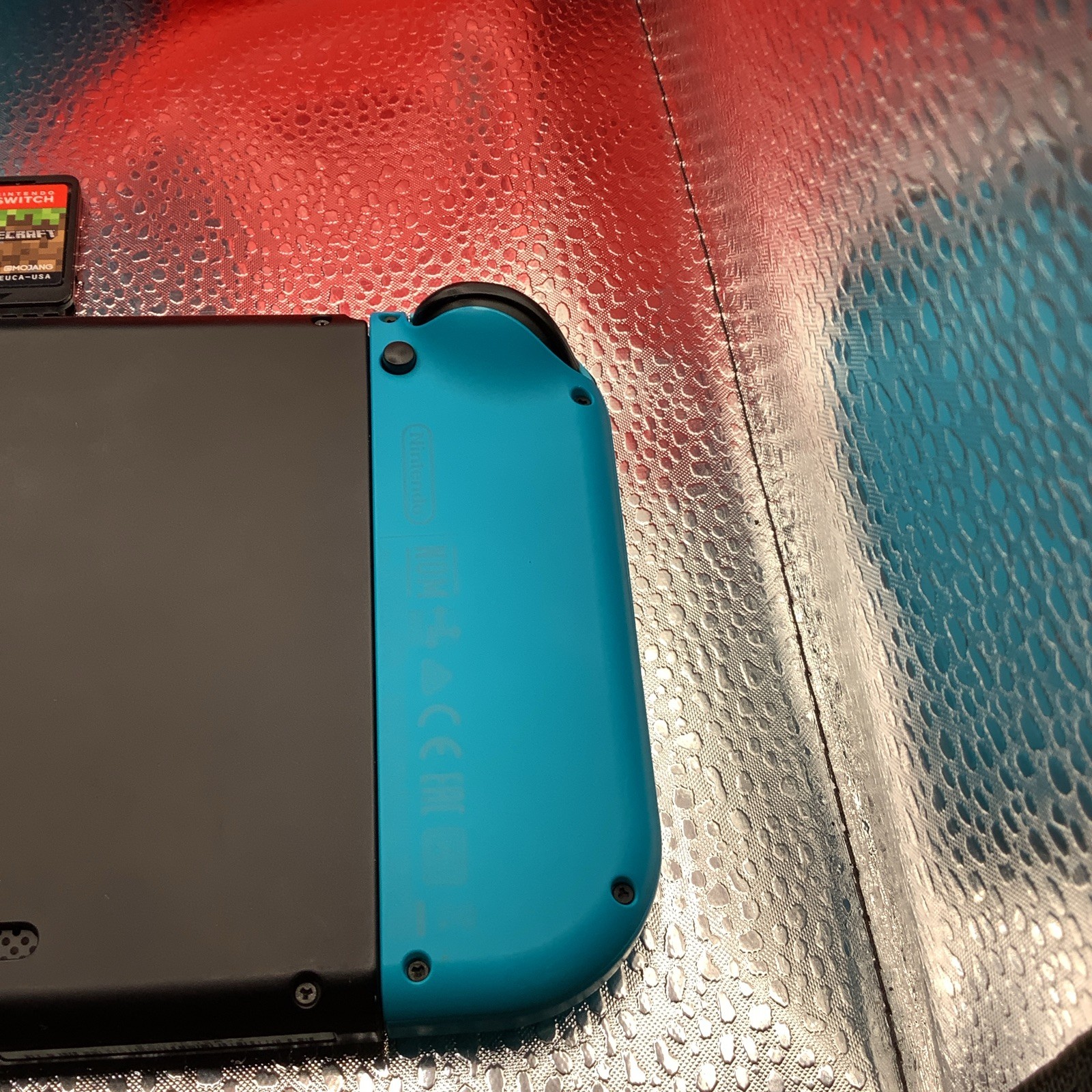 Nintendo Switch HAC-001(-01) 32GB Wi-Fi Console w/ Neon Red/Blue Joy-Con