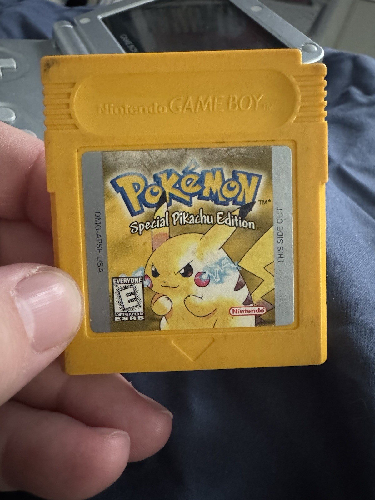 Pokémon Yellow Version Special Pikachu Edition (Nintendo Game Boy, 1999) – Saves