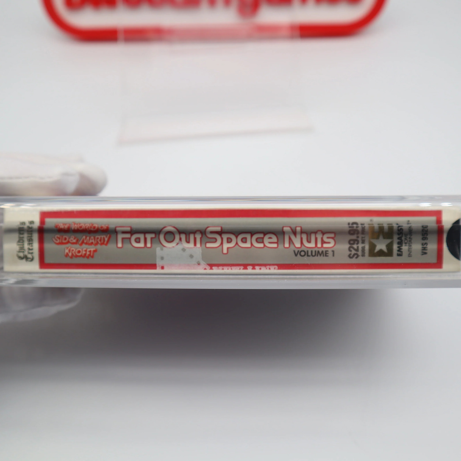 VHS FAR OUT SPACE NUTS – VGA GRADED 80 NM SILVER 85 SEAL! NEW & Factory Sealed!
