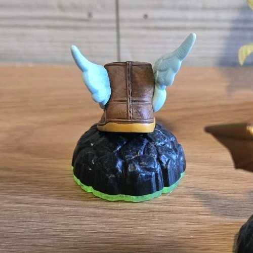 Activision Skylander Figures Lot of 6! Lava Barf Fire Kraken Scorp Flashwing M11