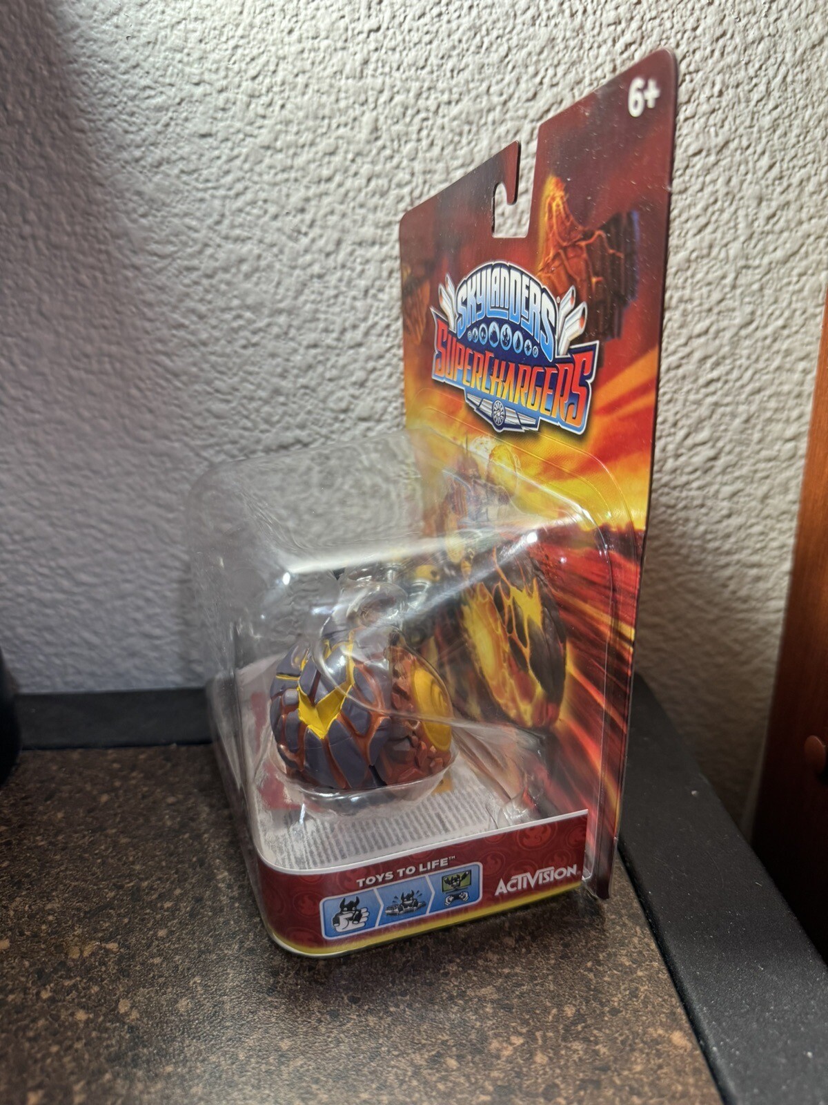 SKYLANDERS Superchargers – Burn-Cycle – NEW