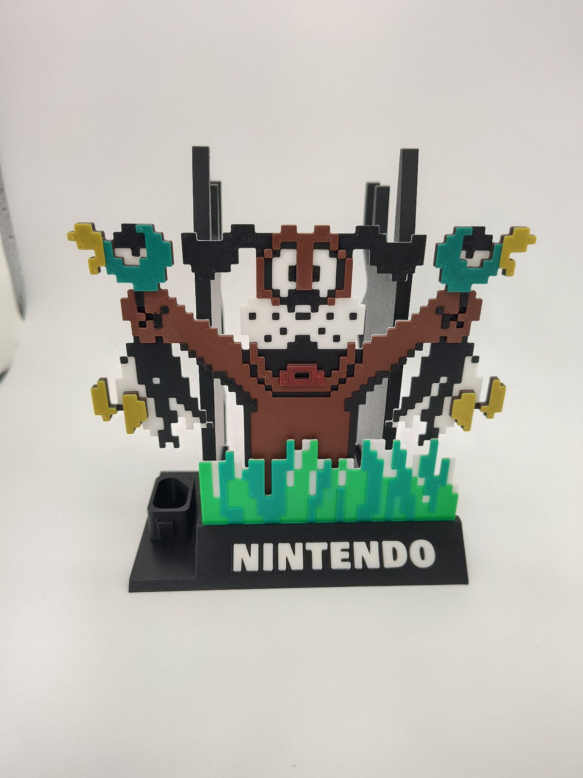 DUCK HUNT – NINTENDO NES ZAPPER DISPLAY STAND – CUSTOM COLOR OPTIONS