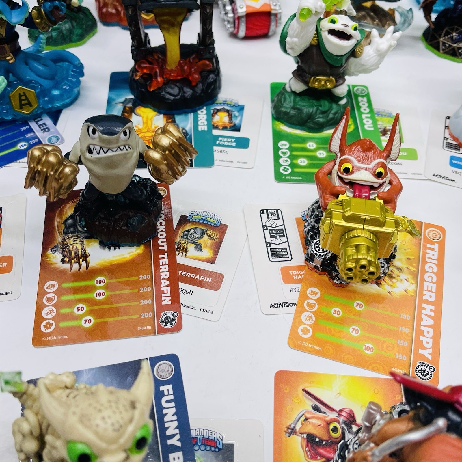 Skylanders Spyro Giants Swap Force LOT OF 40 Figures w/ Cards + Stickers + Case