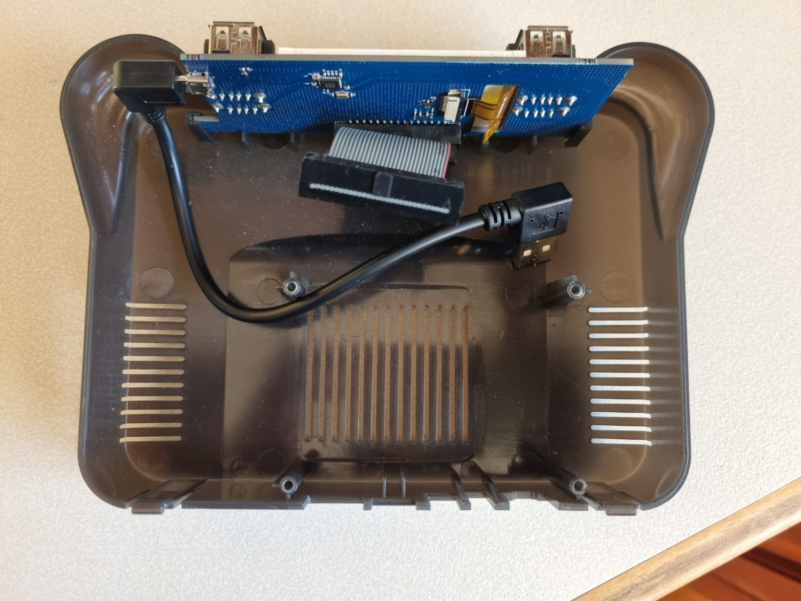 Odroid XU4 in Nintendo 64 style case No Power Supply