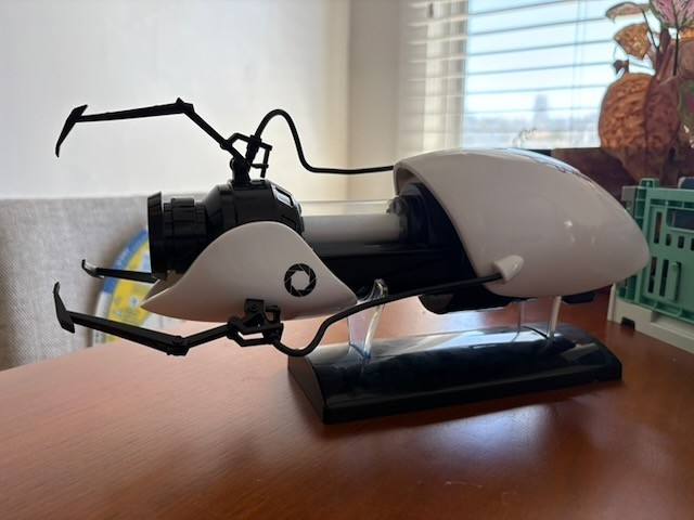 Portal 2 Aperture Science Portal Gun Replica Handheld Miniature Mini ThinkGeek